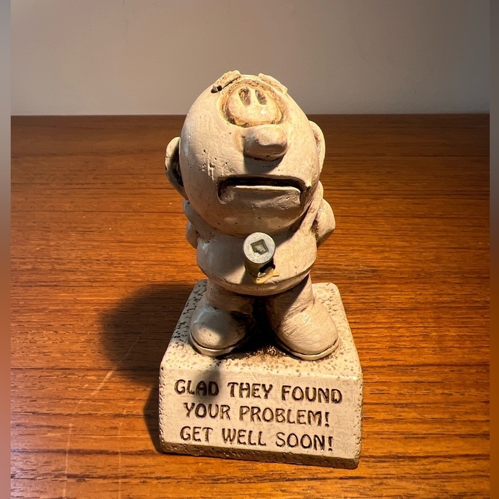 Vintage 1975 Paula Figurine Ontario Canada Glad They Found Your Problem HW113